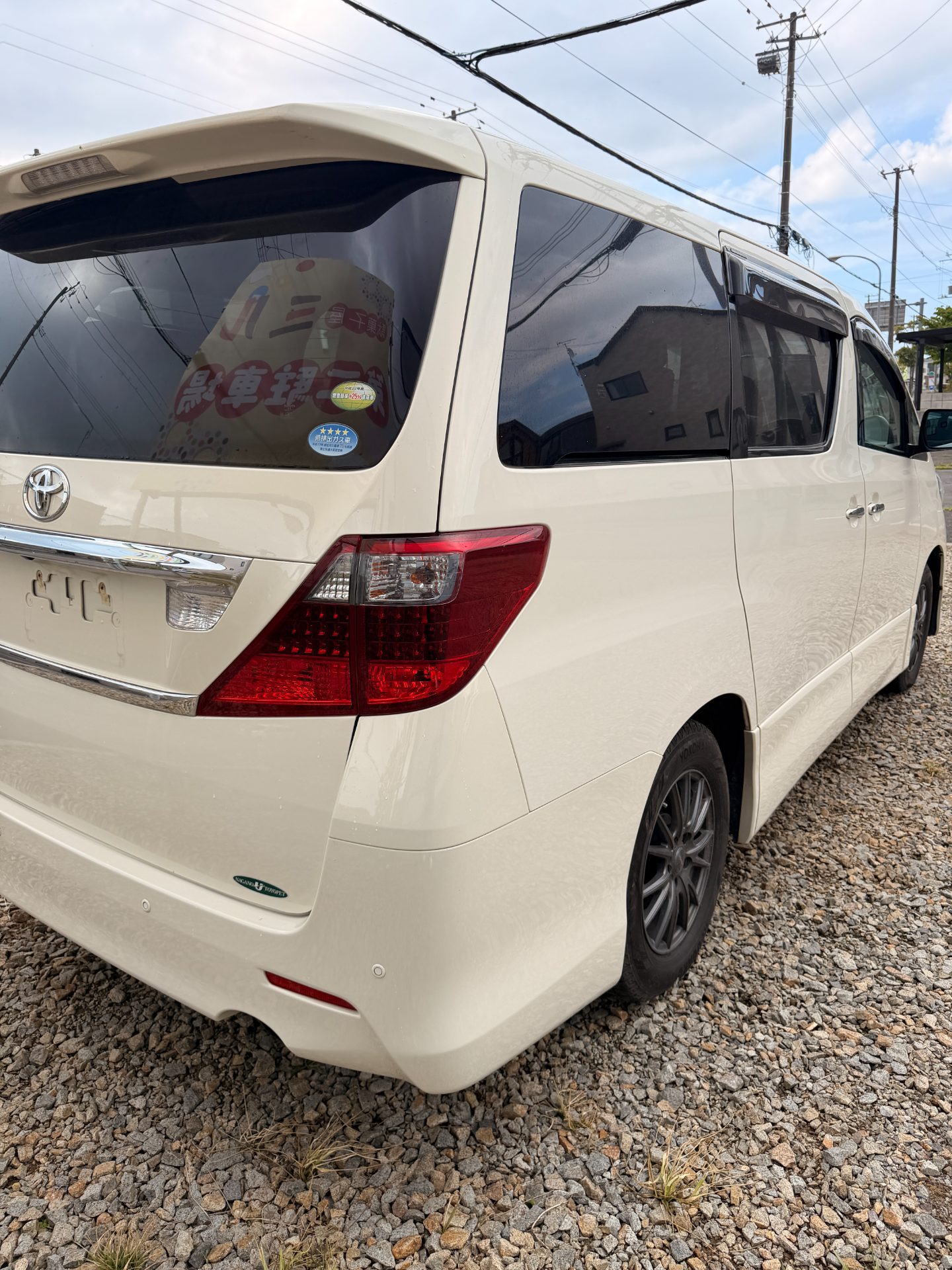 トヨタ アルファード　４WD 写真5