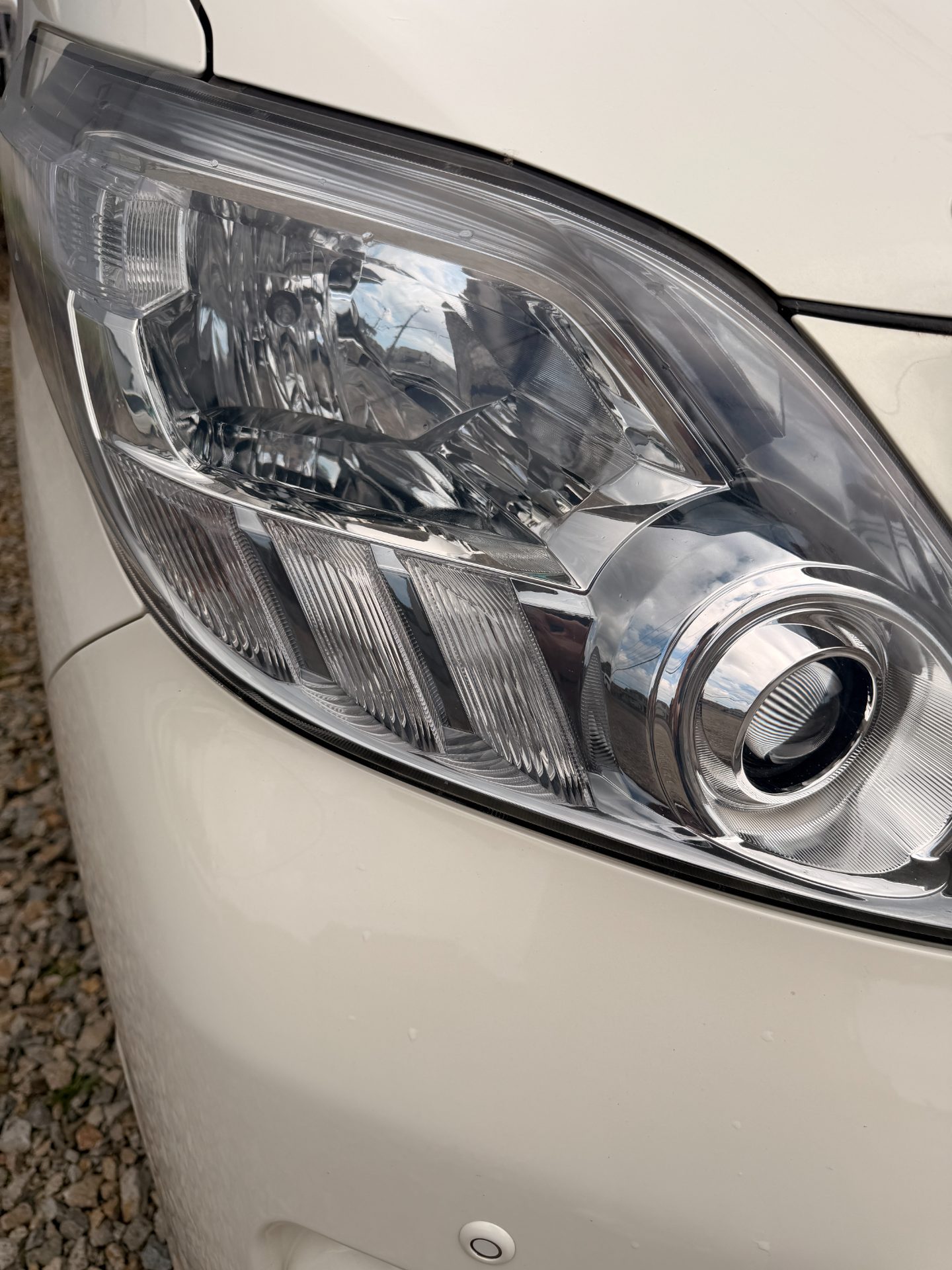 トヨタ アルファード　４WD 写真7