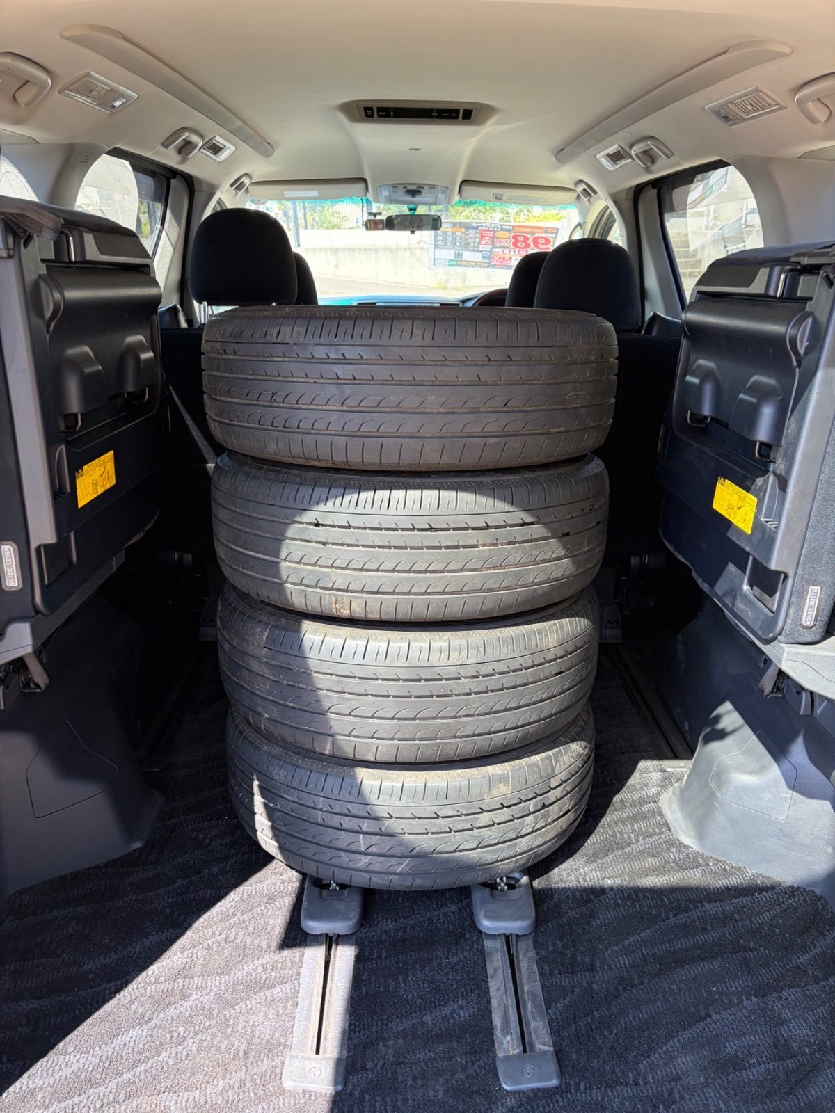 トヨタ アルファード　４WD 写真39