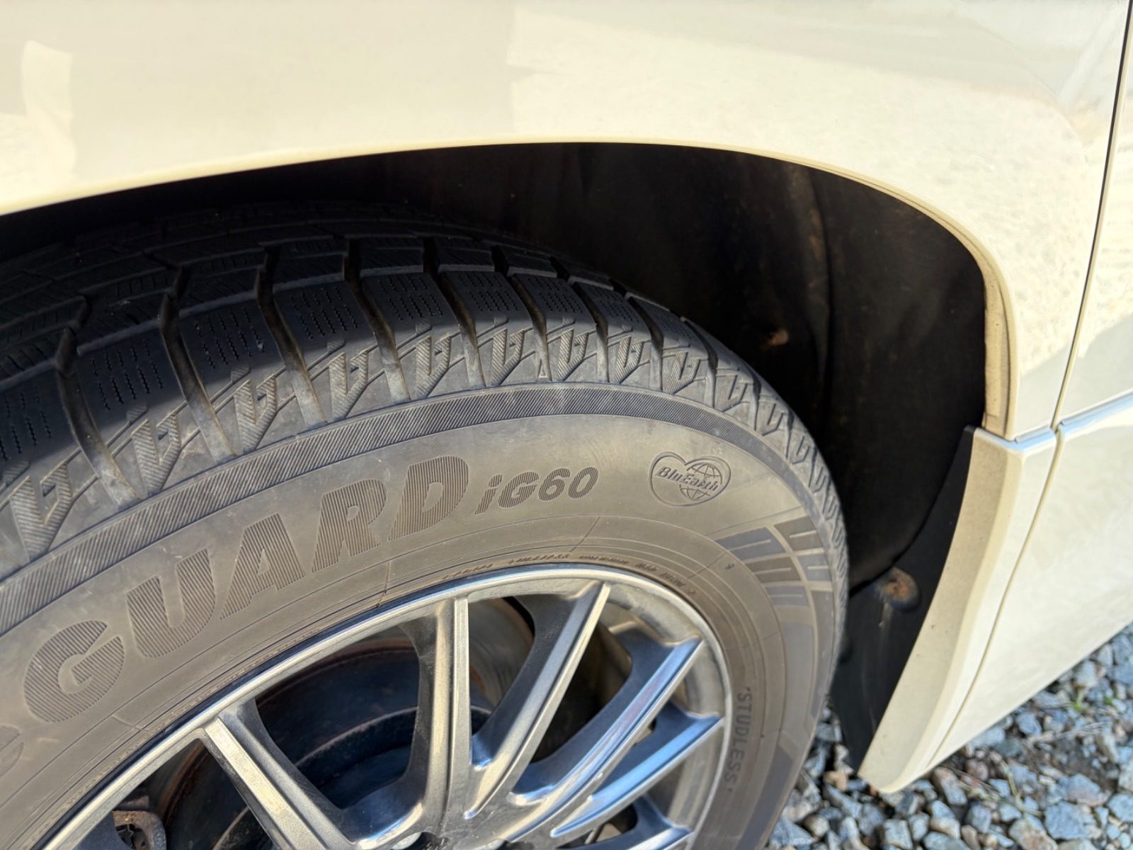 トヨタ アルファード　４WD 写真31